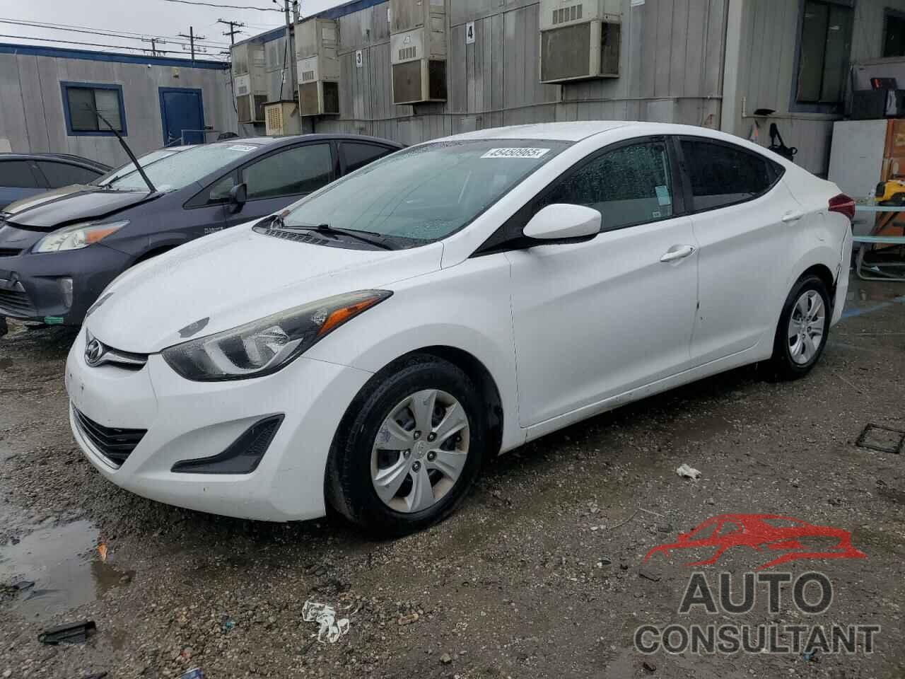 HYUNDAI ELANTRA 2016 - 5NPDH4AE0GH772846