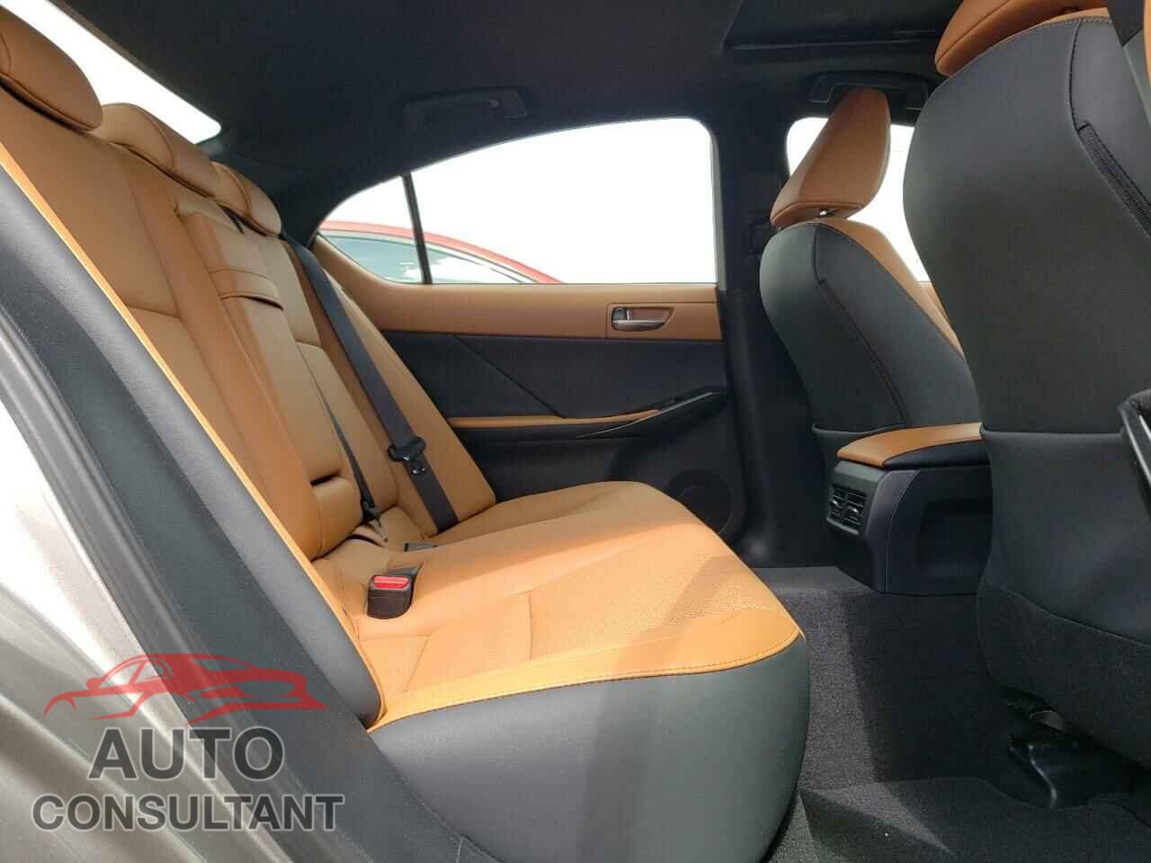 LEXUS IS 2021 - JTHCA1D21M5111353