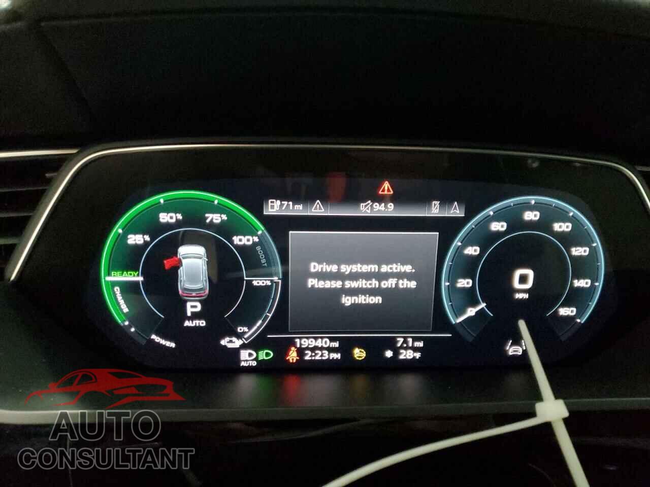 AUDI E-TRON 2021 - WA1LAAGE9MB003971