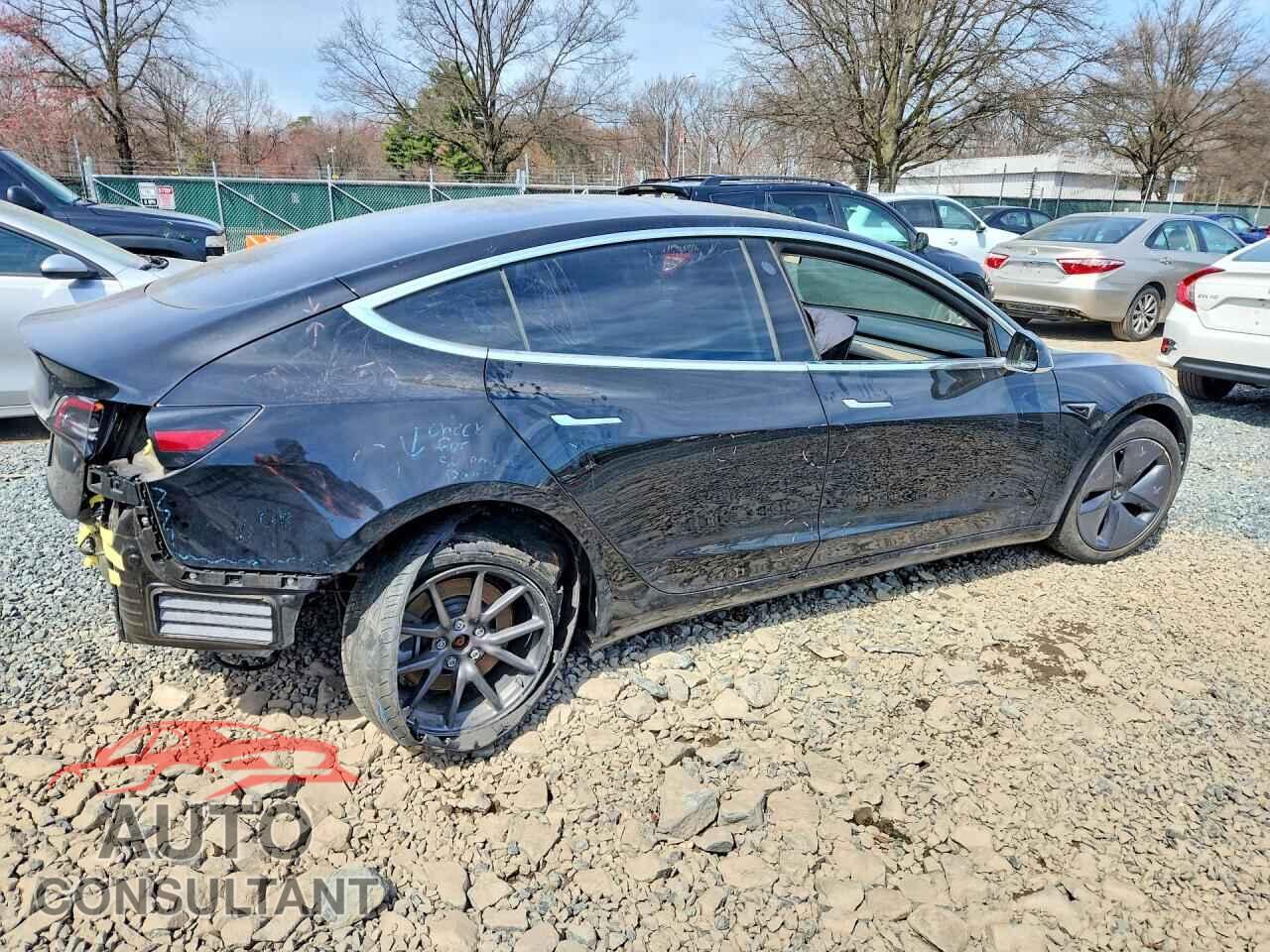 TESLA MODEL 3 2019 - 5YJ3E1EA5KF410481