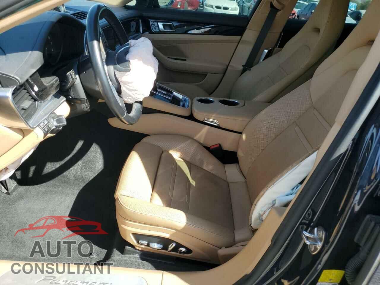 PORSCHE PANAMERA 2017 - WP0AA2A71HL100711