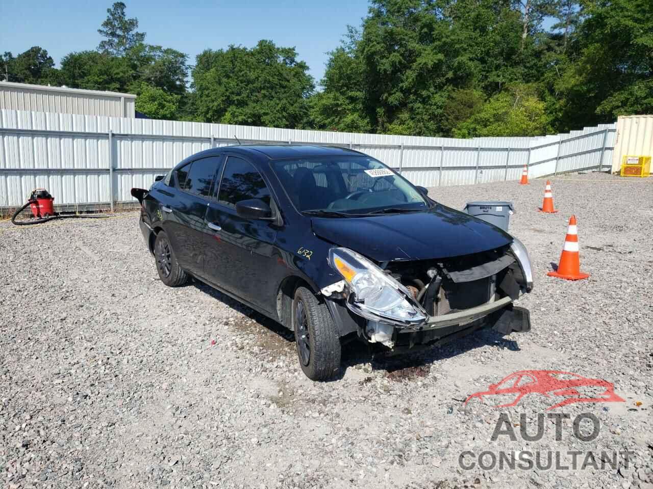 NISSAN VERSA 2017 - 3N1CN7AP3HL806015