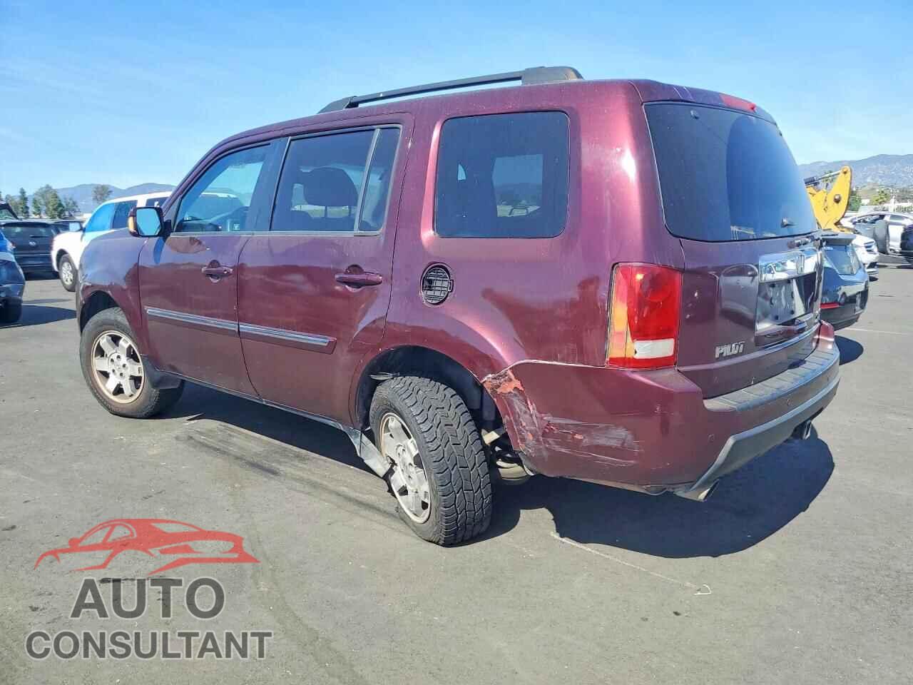 HONDA PILOT 2011 - 5FNYF4H92BB031315