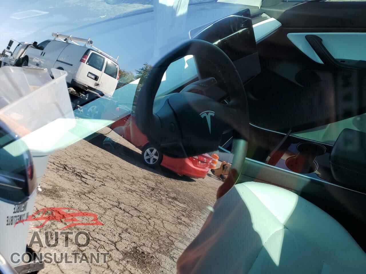 TESLA MODEL 3 2020 - 5YJ3E1EAXLF662664