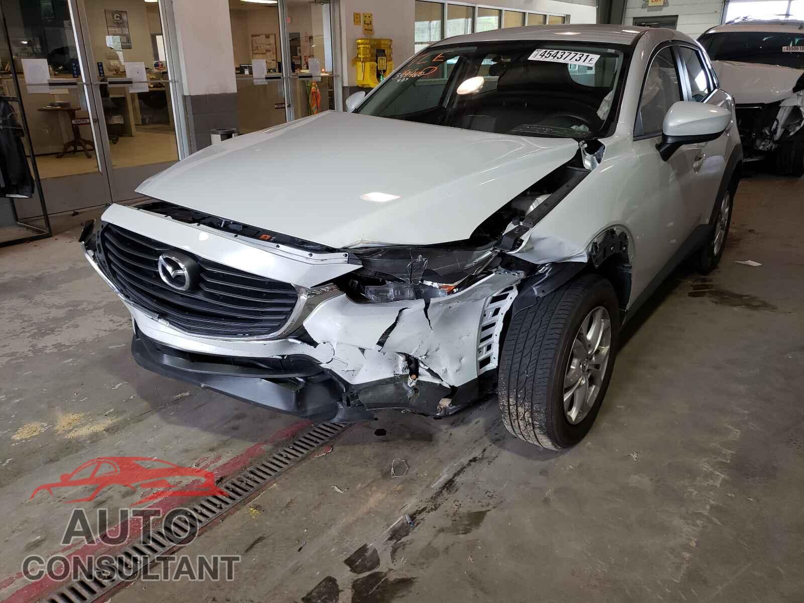 MAZDA CX-3 2017 - JM1DKFB70H0165552