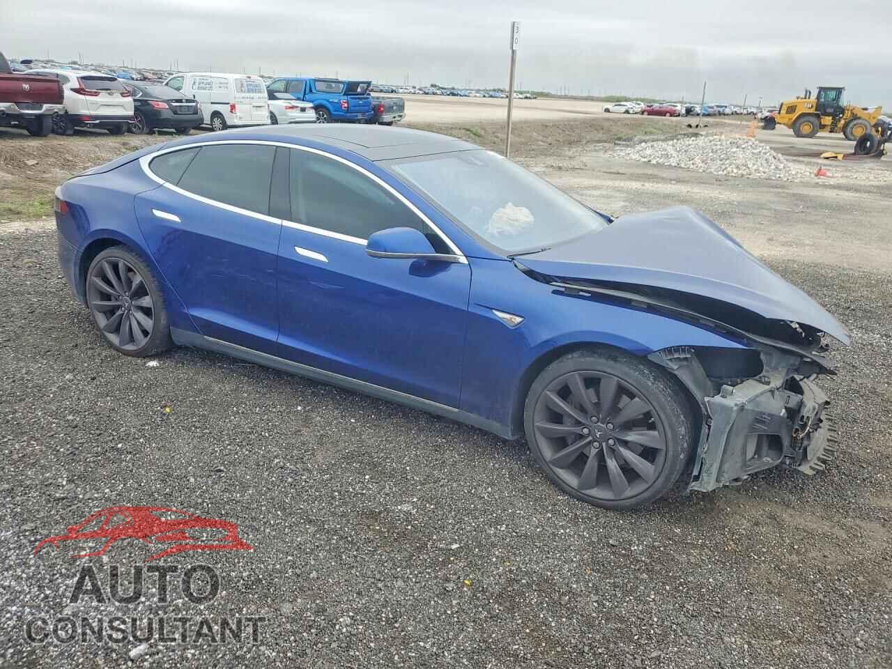 TESLA MODEL S 2015 - 5YJSA1E13FF106353
