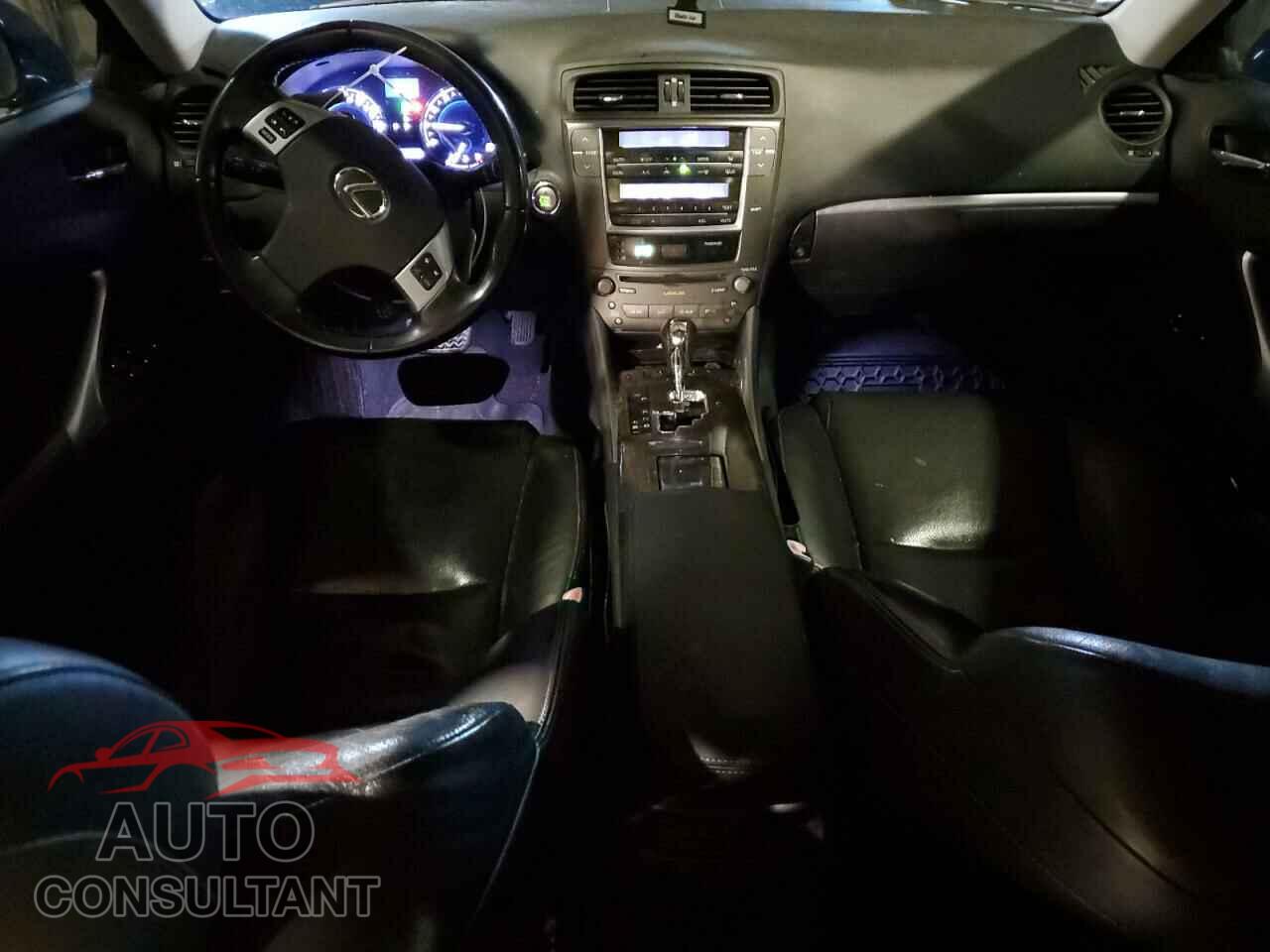 LEXUS IS 2011 - JTHBF5C22B5148656