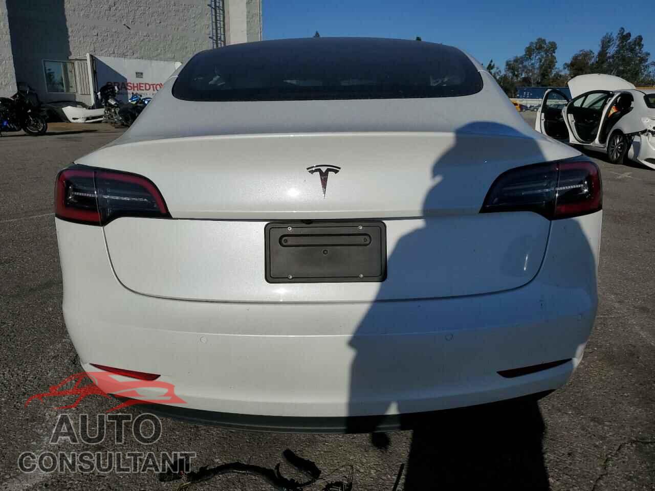 TESLA MODEL 3 2021 - 5YJ3E1EA0MF026725