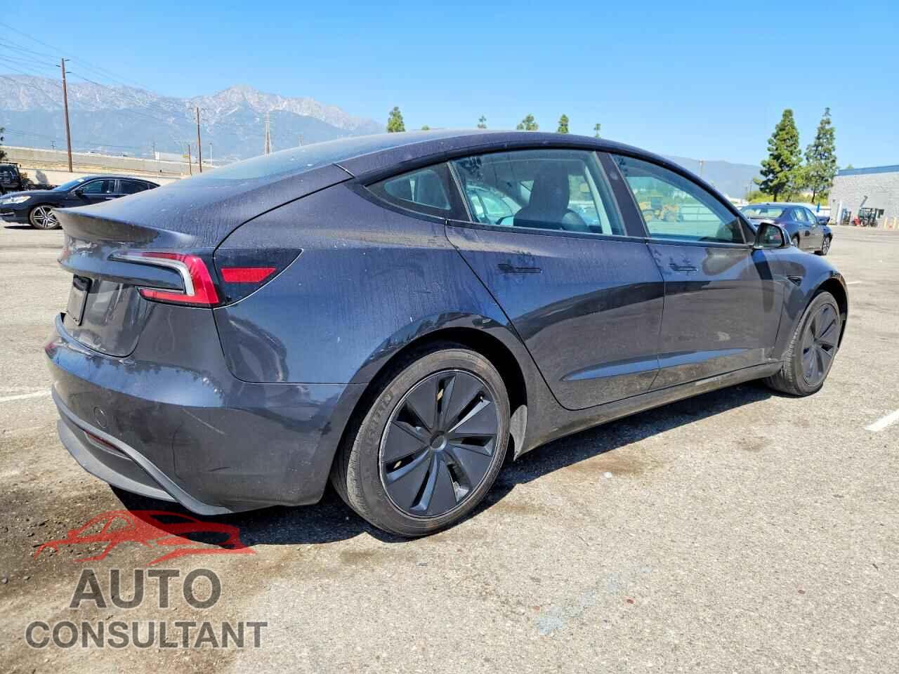 TESLA MODEL 3 2024 - 5YJ3E1EA6RF865026
