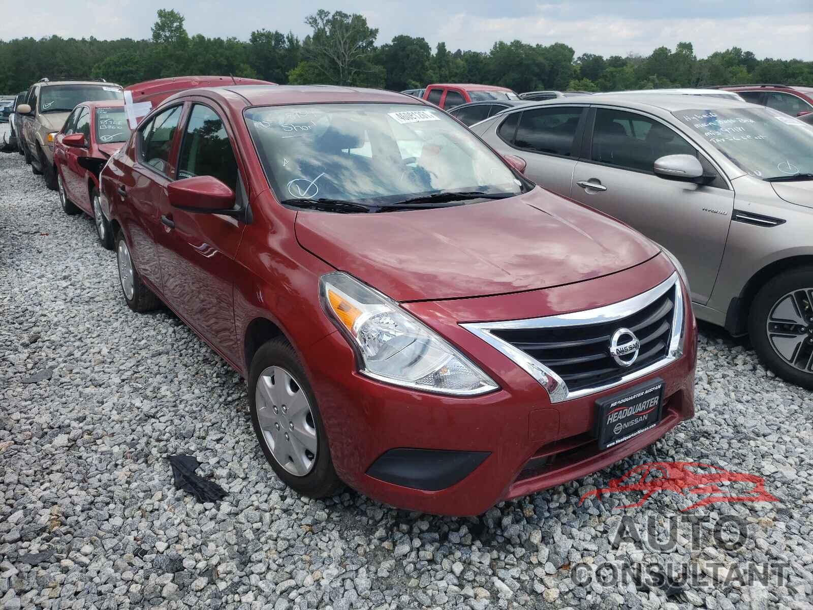 NISSAN VERSA 2019 - 3N1CN7AP4KL801848