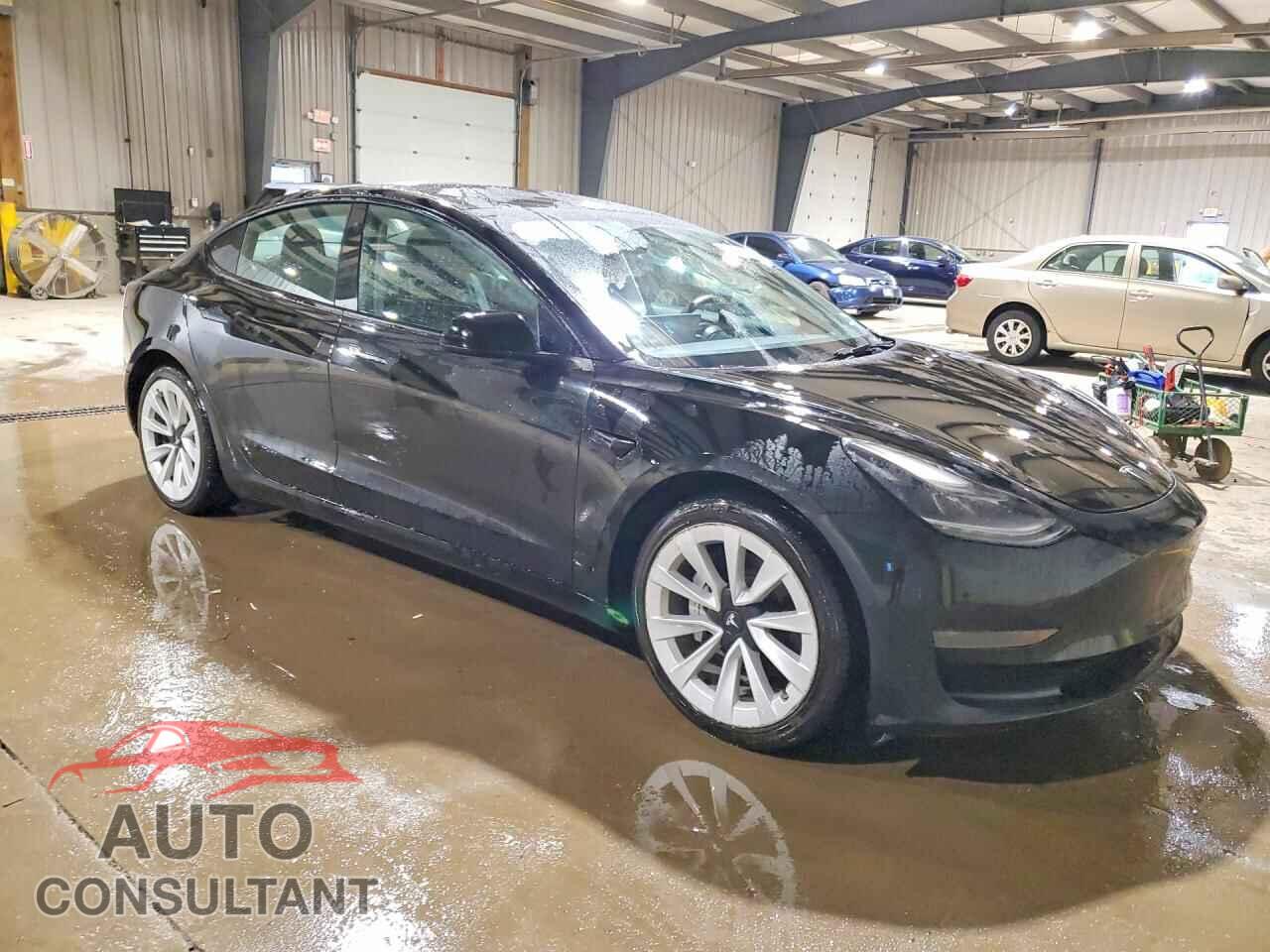 TESLA MODEL 3 2022 - 5YJ3E1EA5NF370570