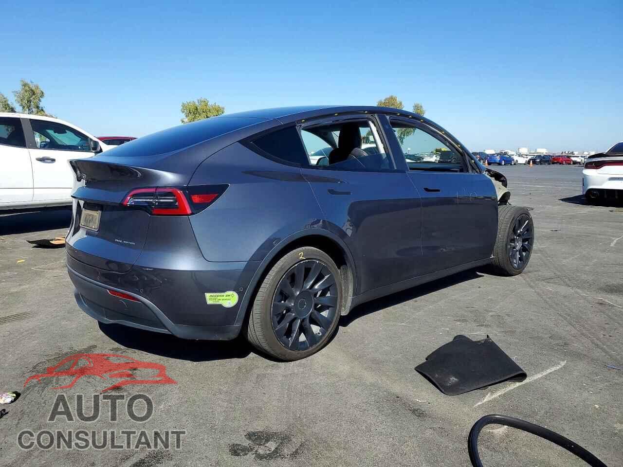 TESLA MODEL Y 2022 - 7SAYGAEE3NF364935