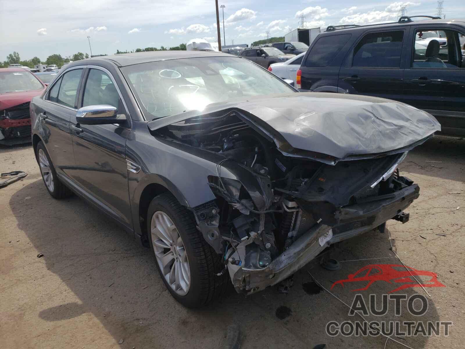 FORD TAURUS 2018 - 1FAHP2F88JG130467