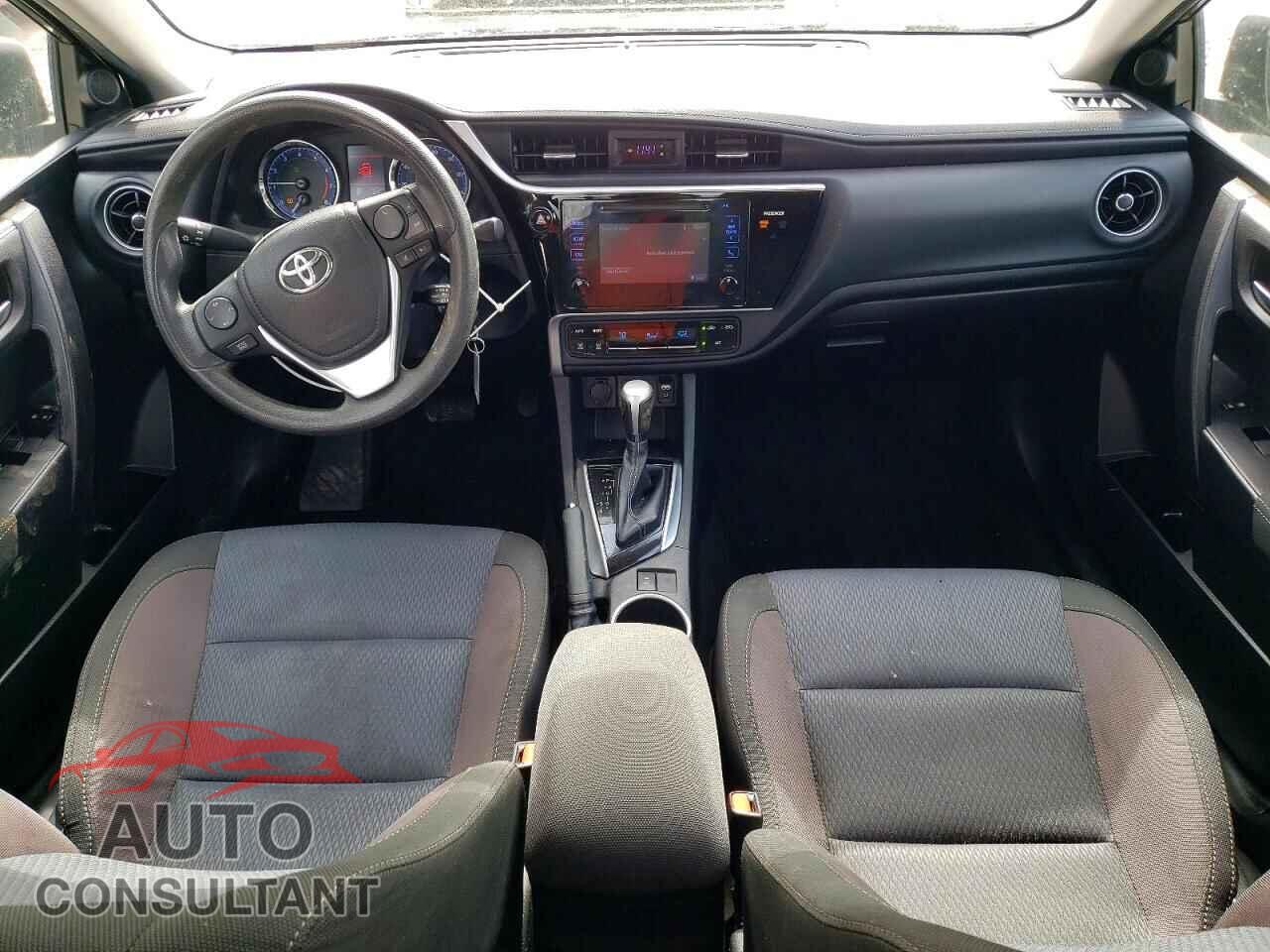TOYOTA COROLLA 2017 - 2T1BURHE5HC903473