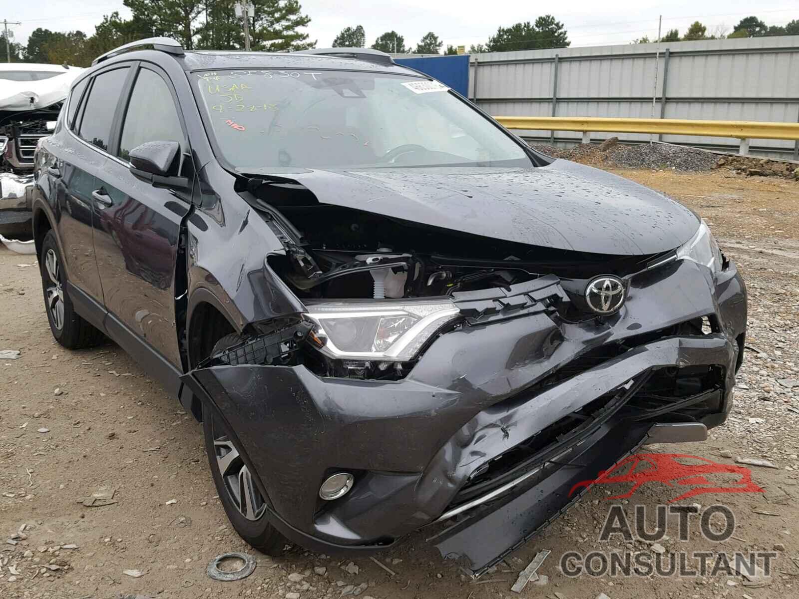 TOYOTA RAV4 XLE 2017 - JTMWFREVXHD102833