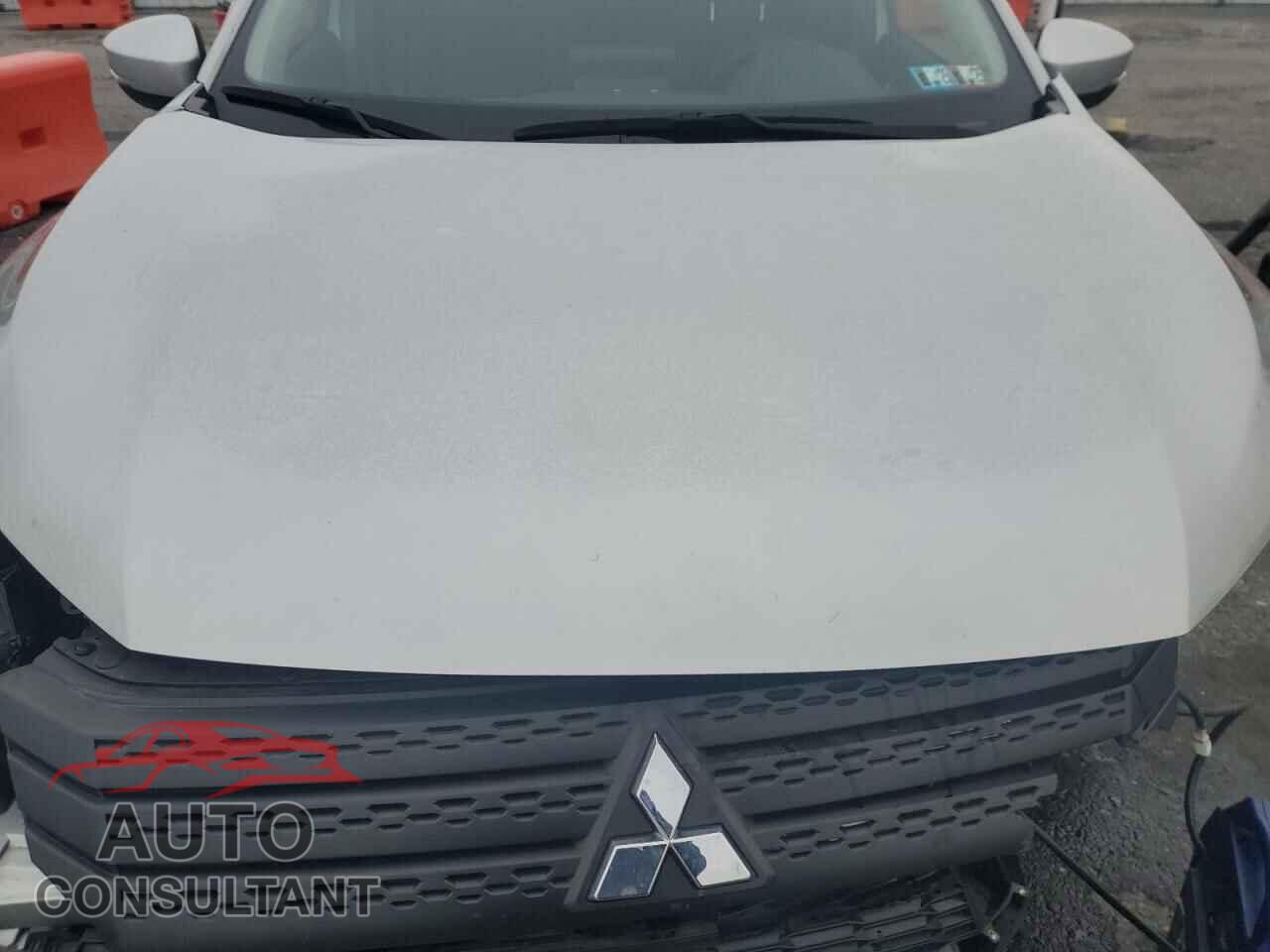 MITSUBISHI ECLIPSE 2023 - JA4ATWAA1PZ006038
