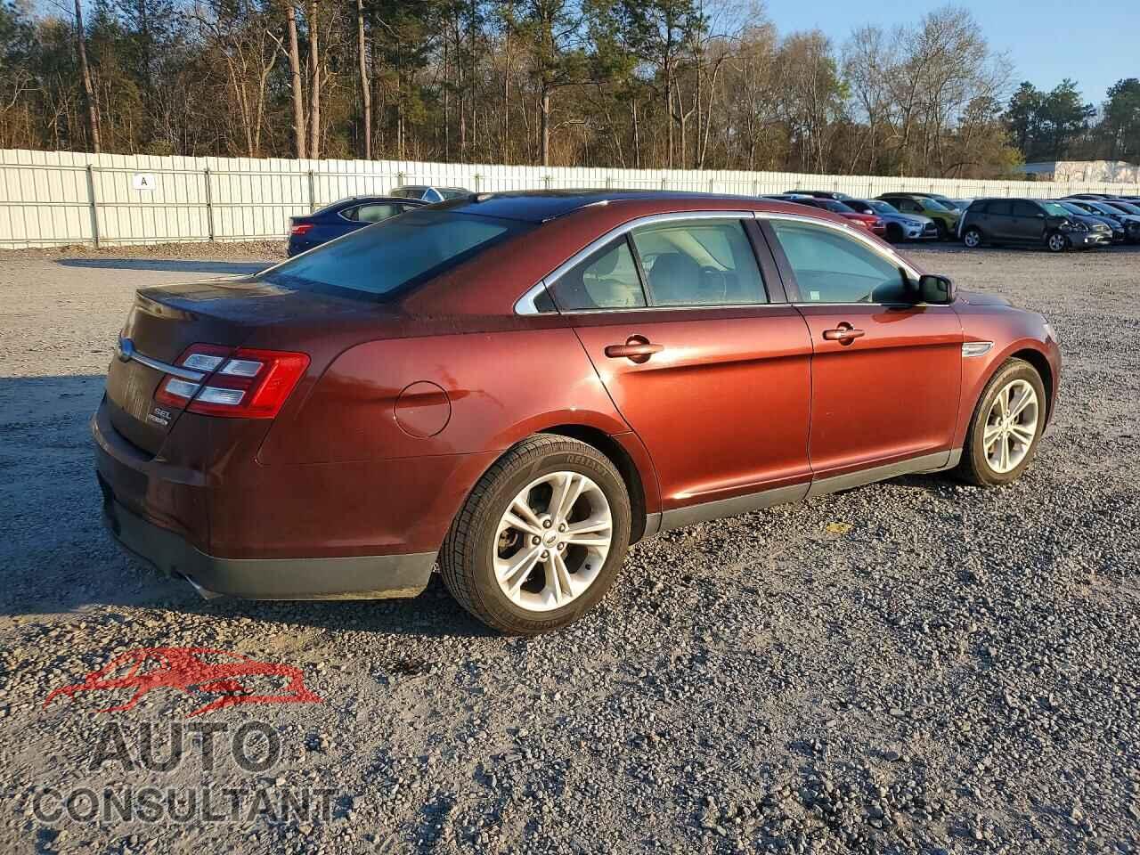 FORD TAURUS 2016 - 1FAHP2E82GG107518