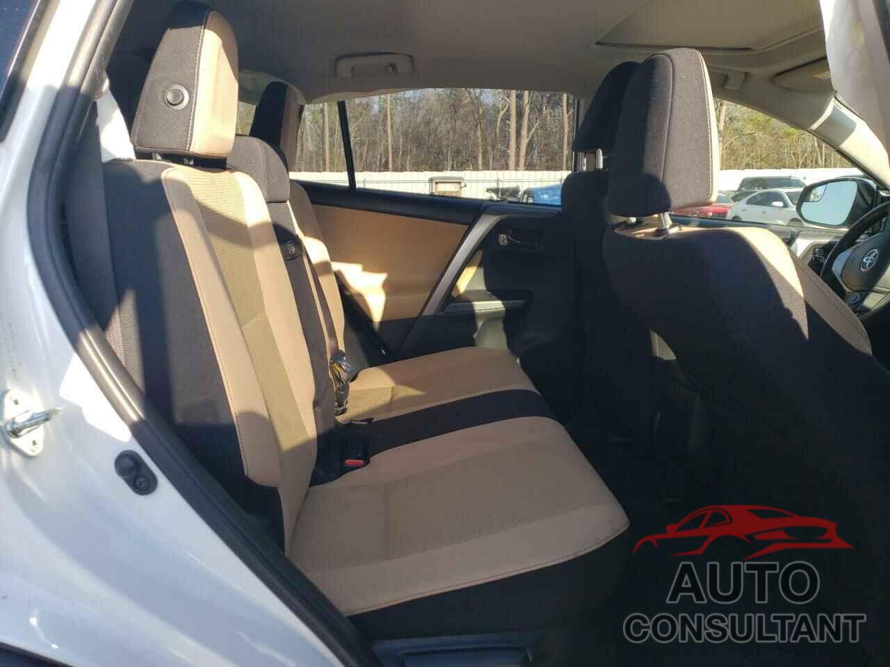 TOYOTA RAV4 2018 - JTMRJREV3JD217601