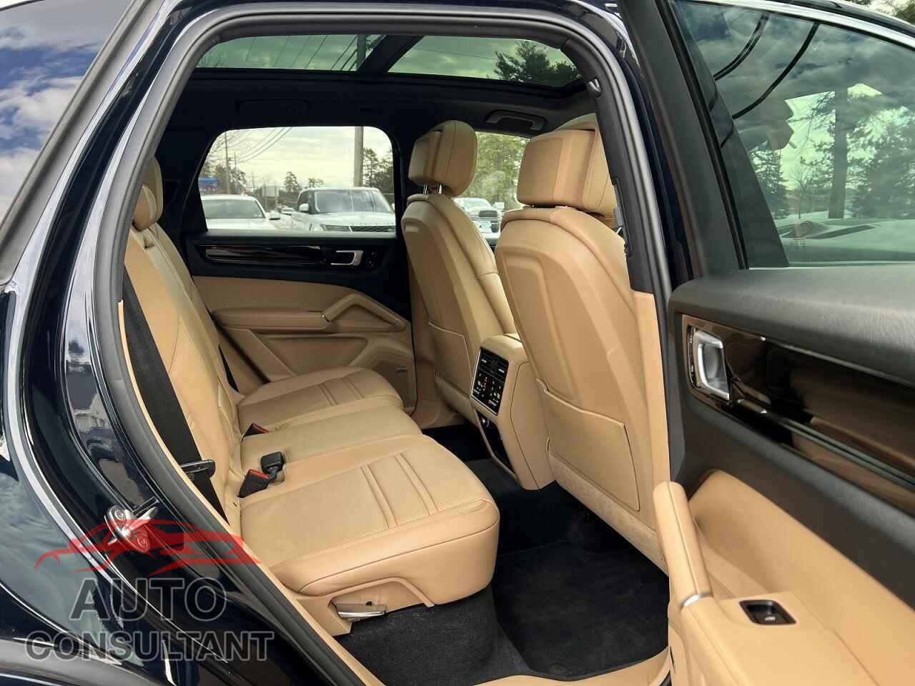 PORSCHE CAYENNE 2020 - WP1AA2AY8LDA01720