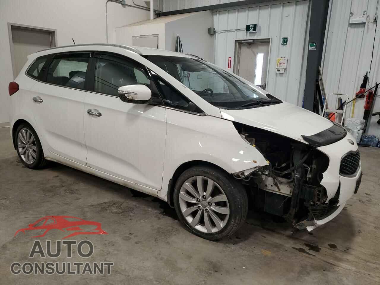 KIA RONDO 2014 - KNAHU8A33E7008278