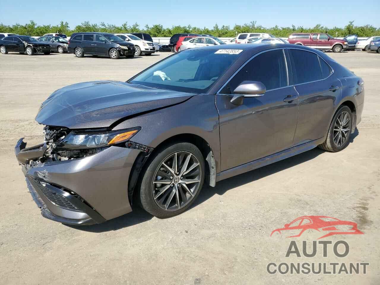 TOYOTA CAMRY 2022 - 4T1T11AK4NU688404