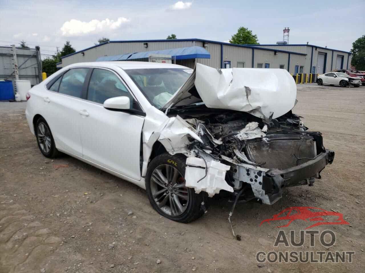 TOYOTA CAMRY 2016 - 4T1BF1FK3GU552922