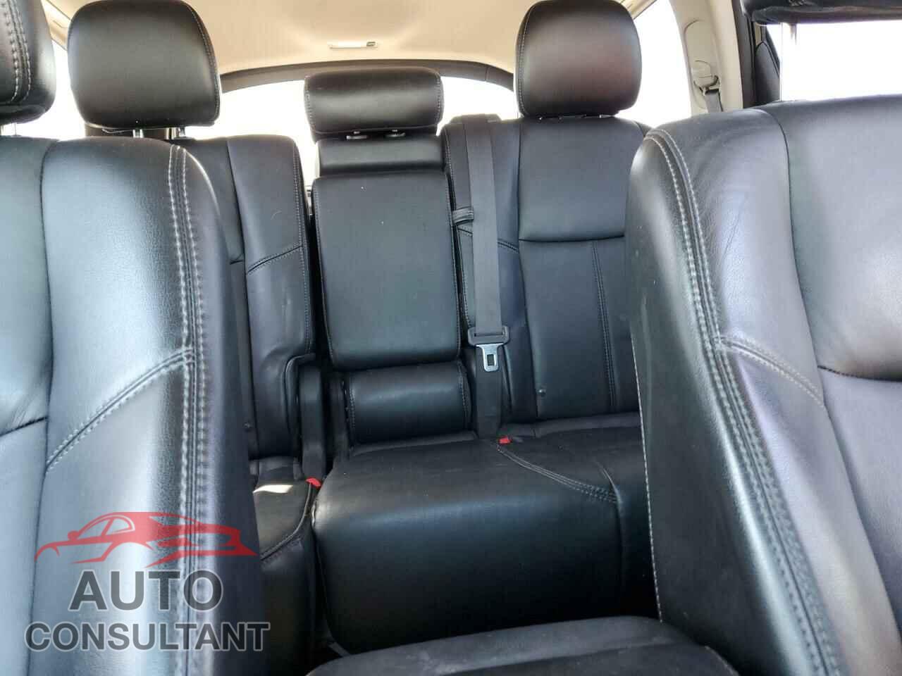 NISSAN PATHFINDER 2013 - 5N1AR2MN2DC626211