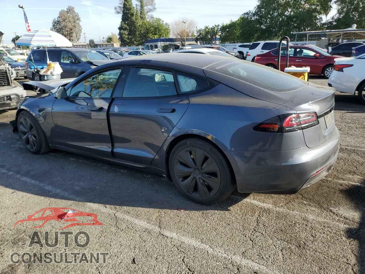 TESLA MODEL S 2023 - 5YJSA1E55PF522232