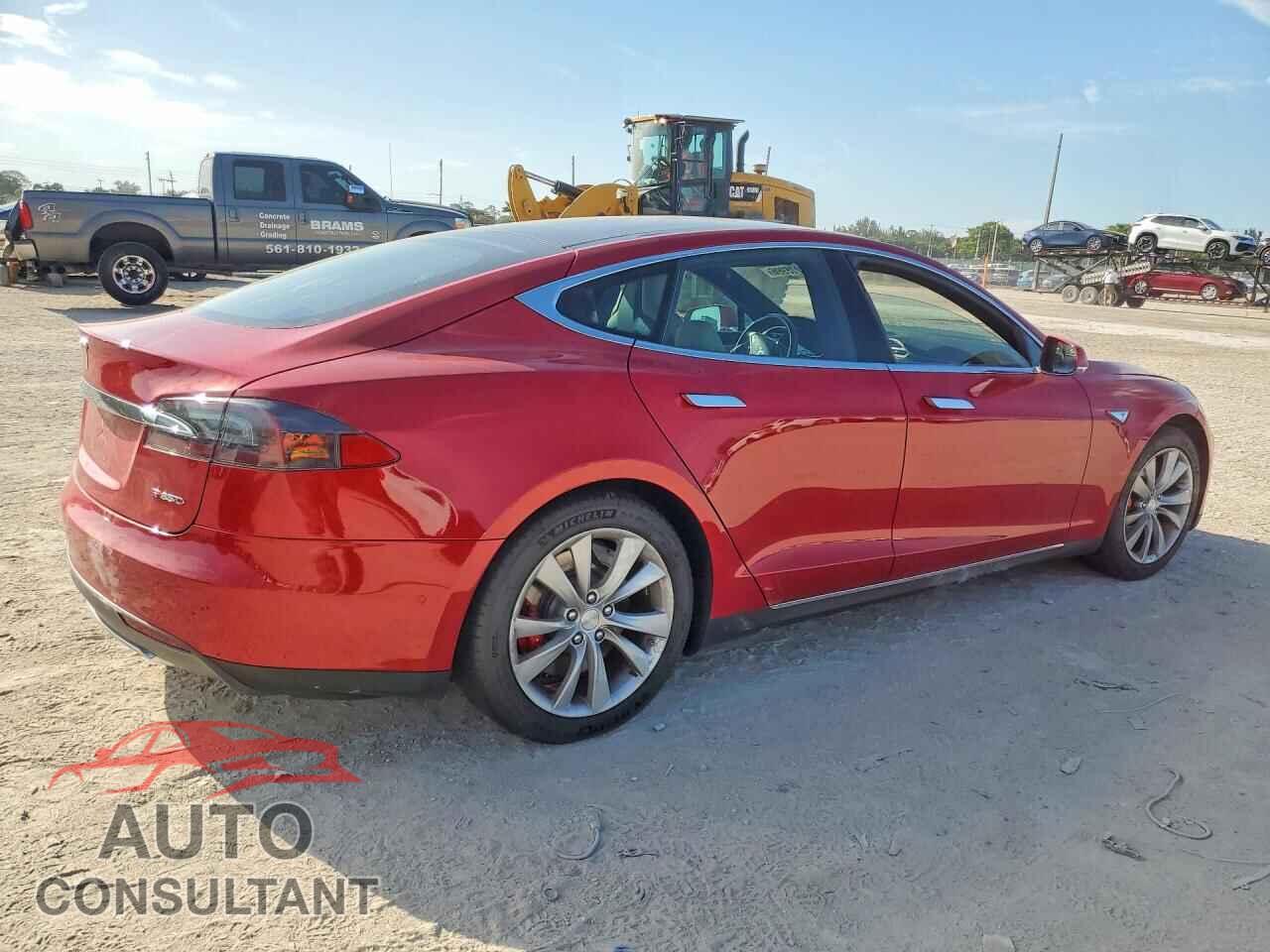 TESLA MODEL S 2015 - 5YJSA1H49FF084378