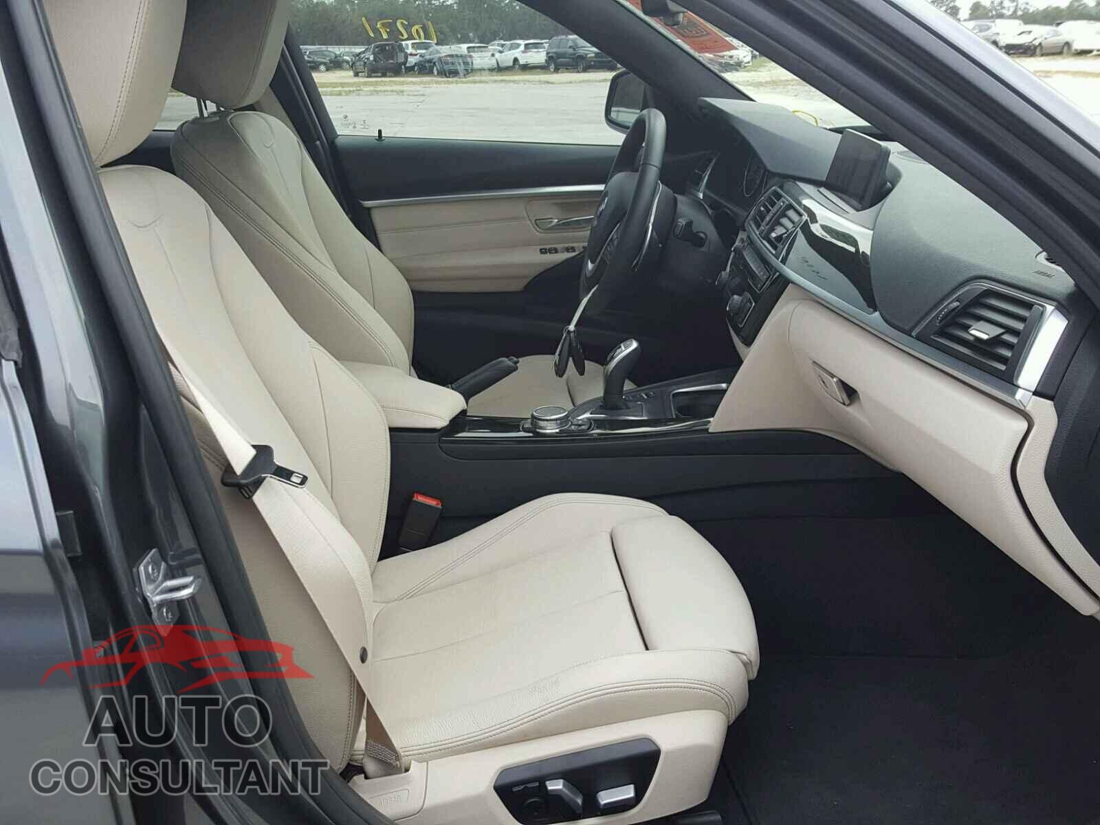BMW 3 SERIES 2016 - WBA8E9G50GNU29109
