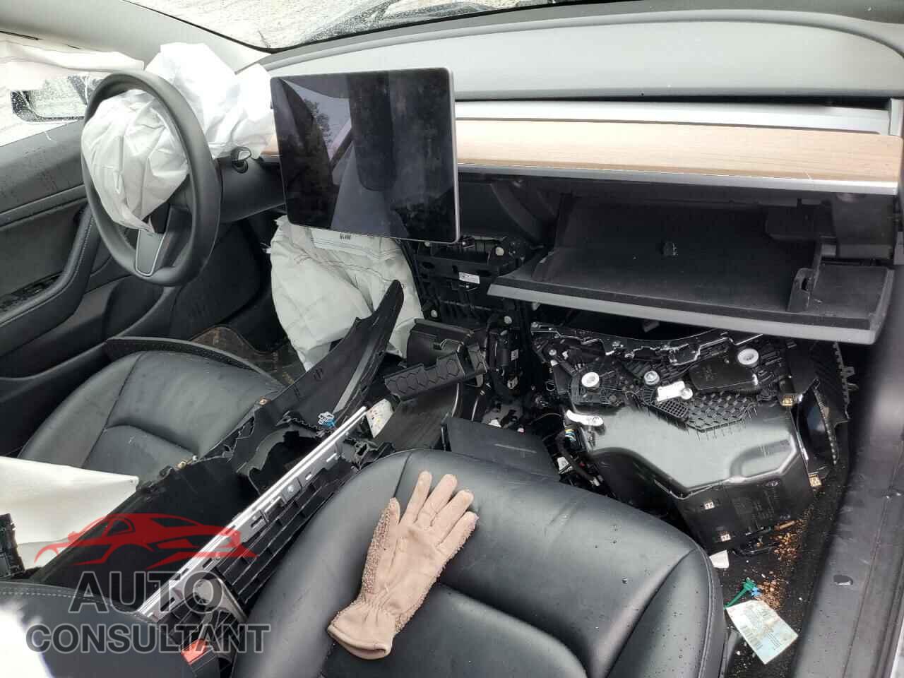 TESLA MODEL 3 2020 - 5YJ3E1EA7LF784933