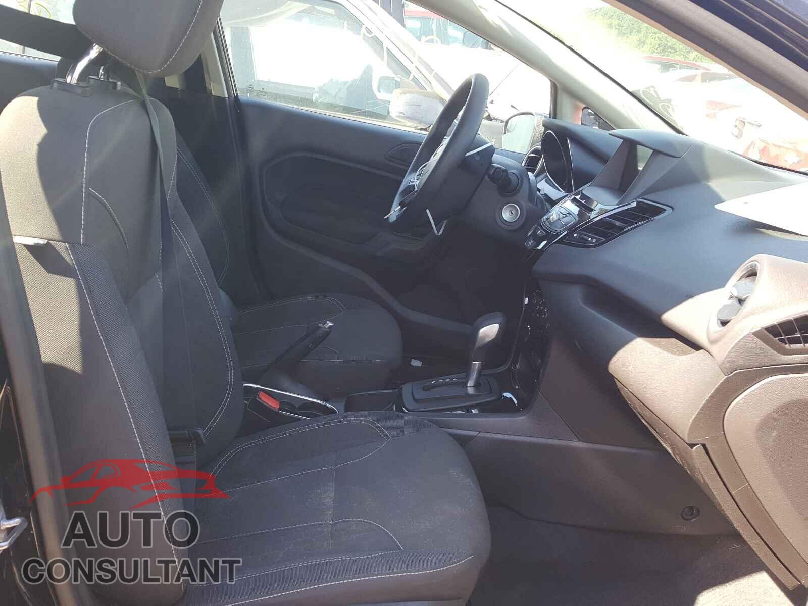 FORD FIESTA 2019 - 3FADP4EJ4KM143061