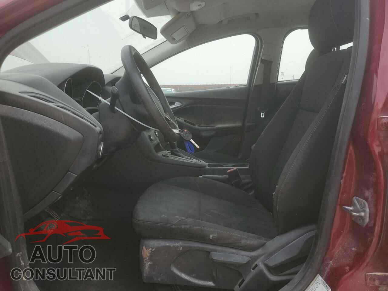 FORD FOCUS 2015 - 1FADP3F29FL363269