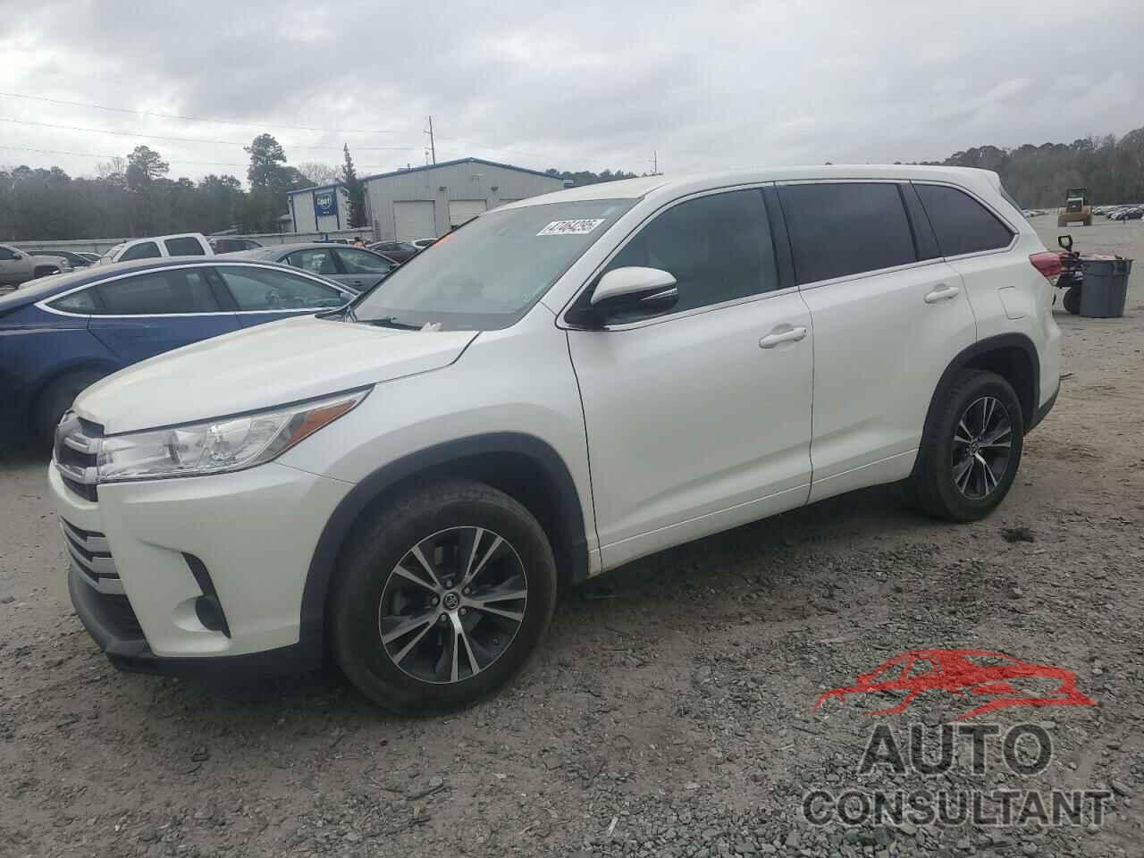 TOYOTA HIGHLANDER 2018 - 5TDZARFH8JS040945