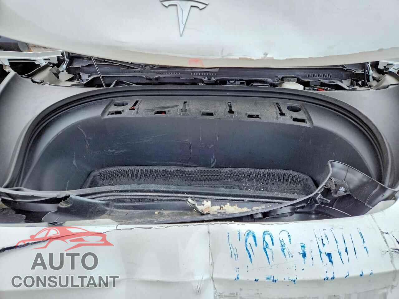 TESLA MODEL 3 2024 - 5YJ3E1EA2RF749919