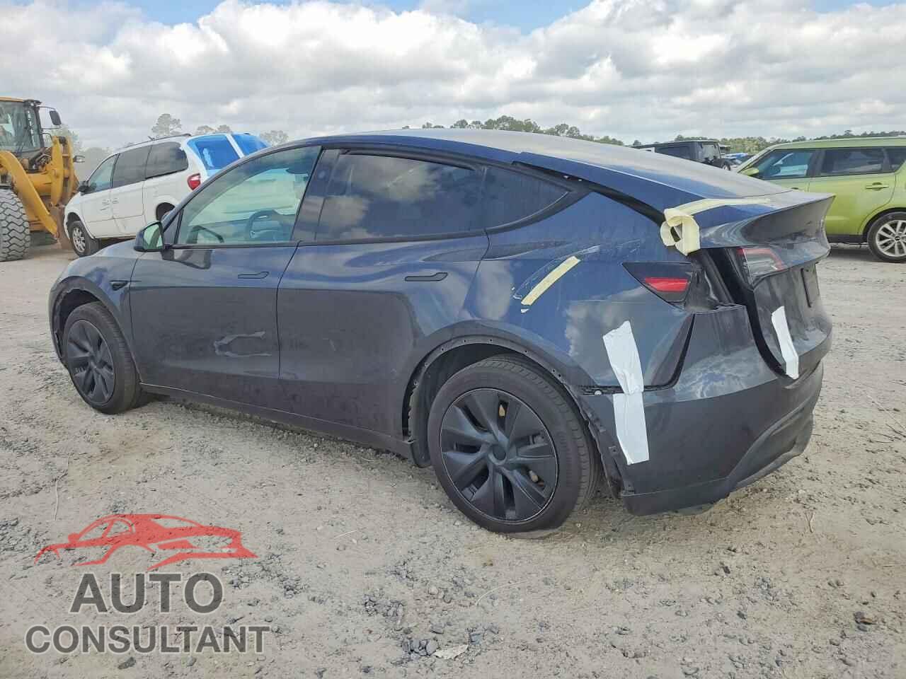 TESLA MODEL Y 2024 - 7SAYGDED9RA328338