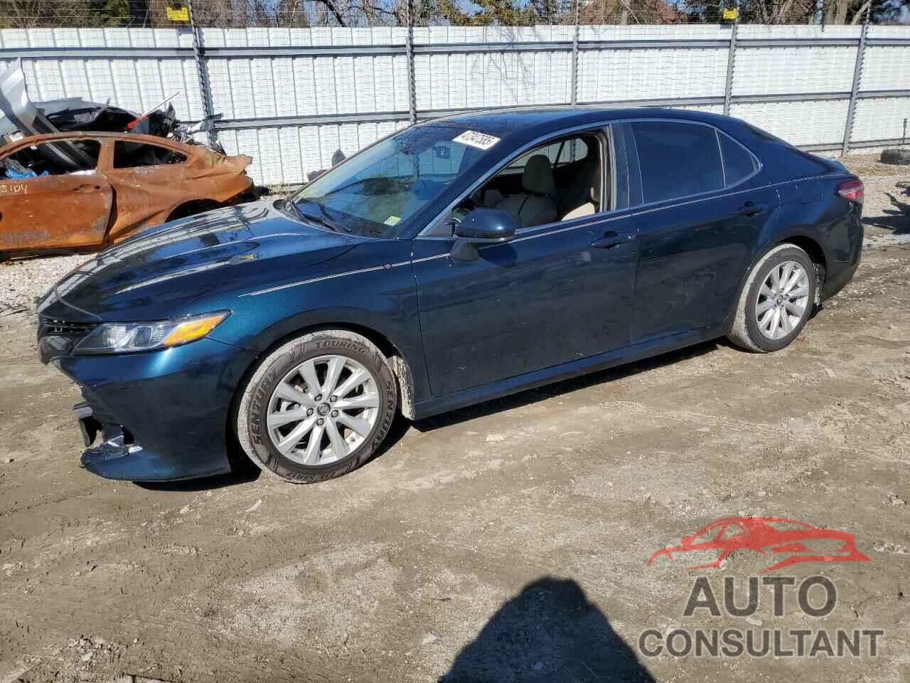 TOYOTA CAMRY 2018 - 4T1B11HK9JU635645