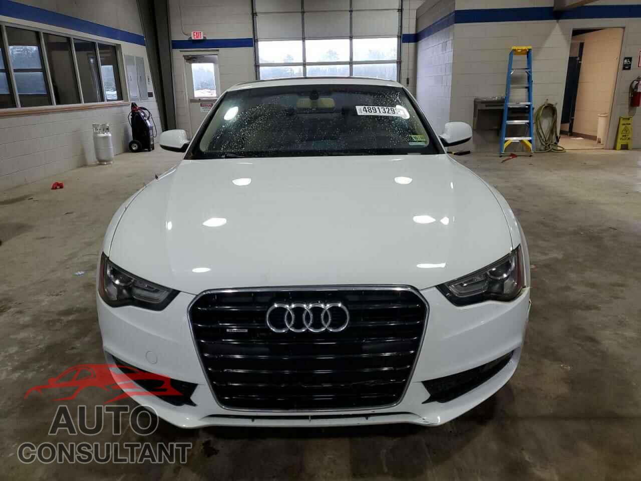 AUDI A5 2015 - WAUCFAFR0FA032910