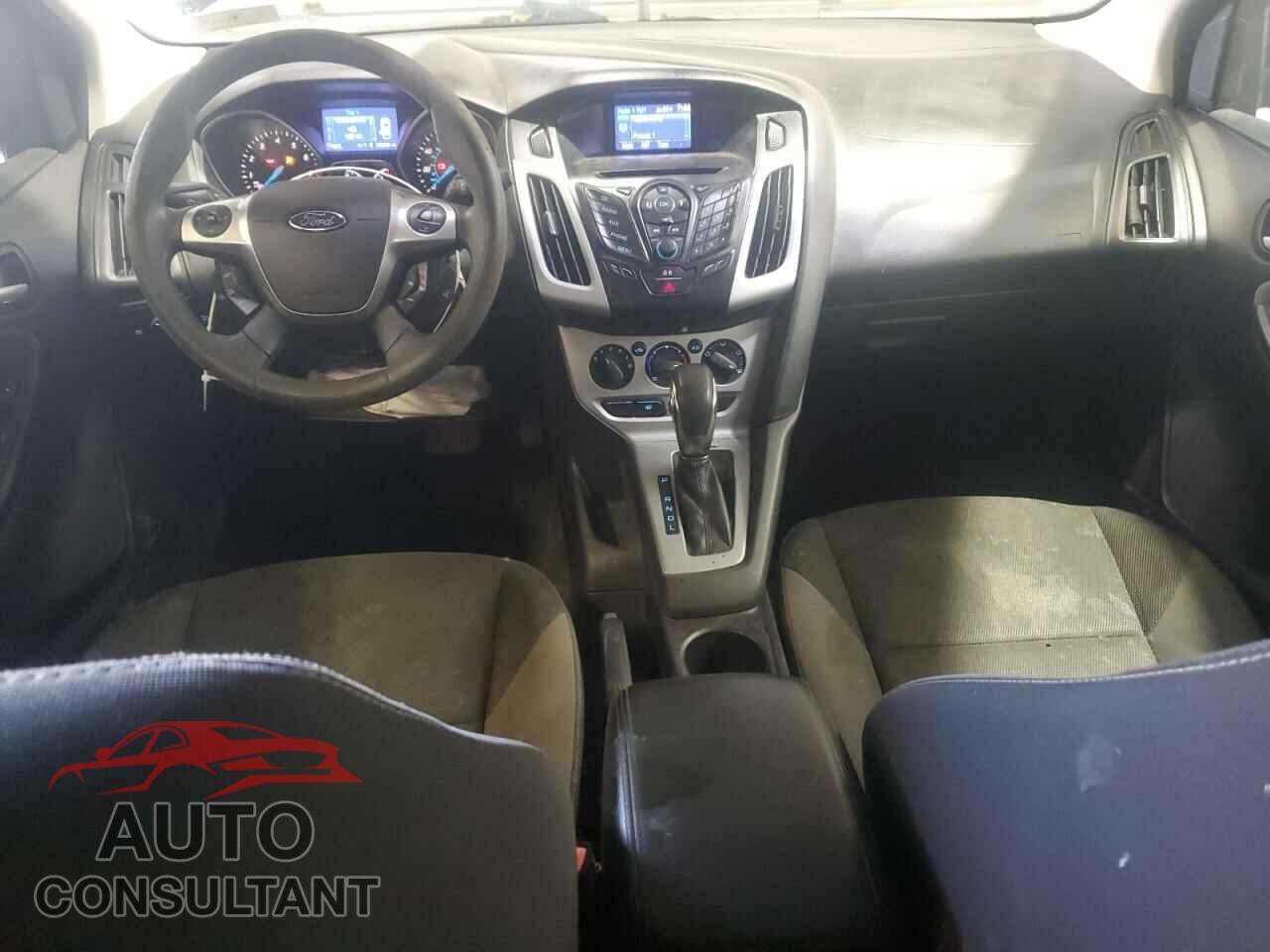 FORD FOCUS 2013 - 1FADP3F2XDL208159
