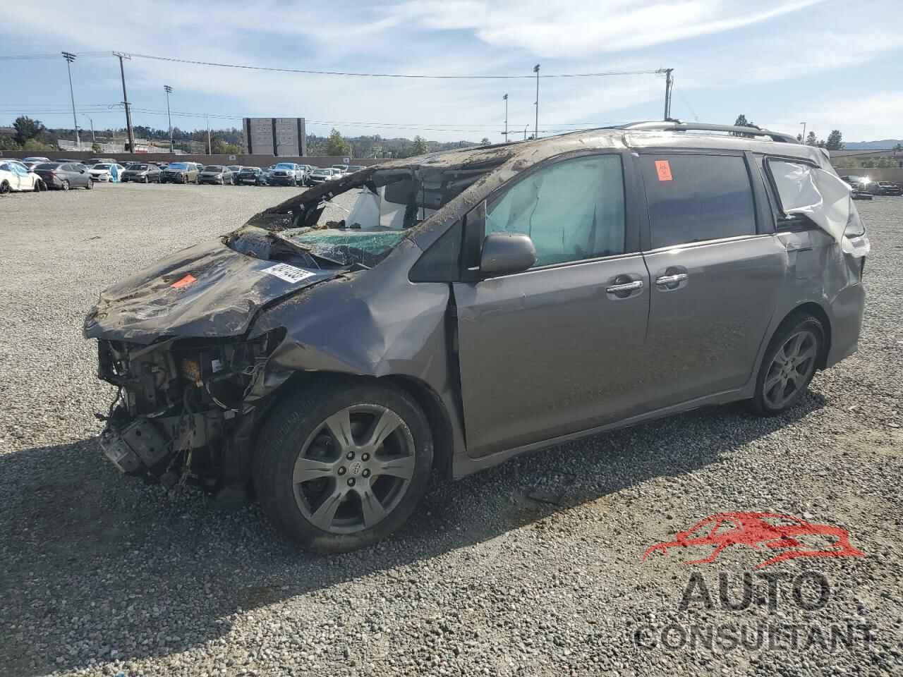 TOYOTA SIENNA 2017 - 5TDXZ3DC6HS842716