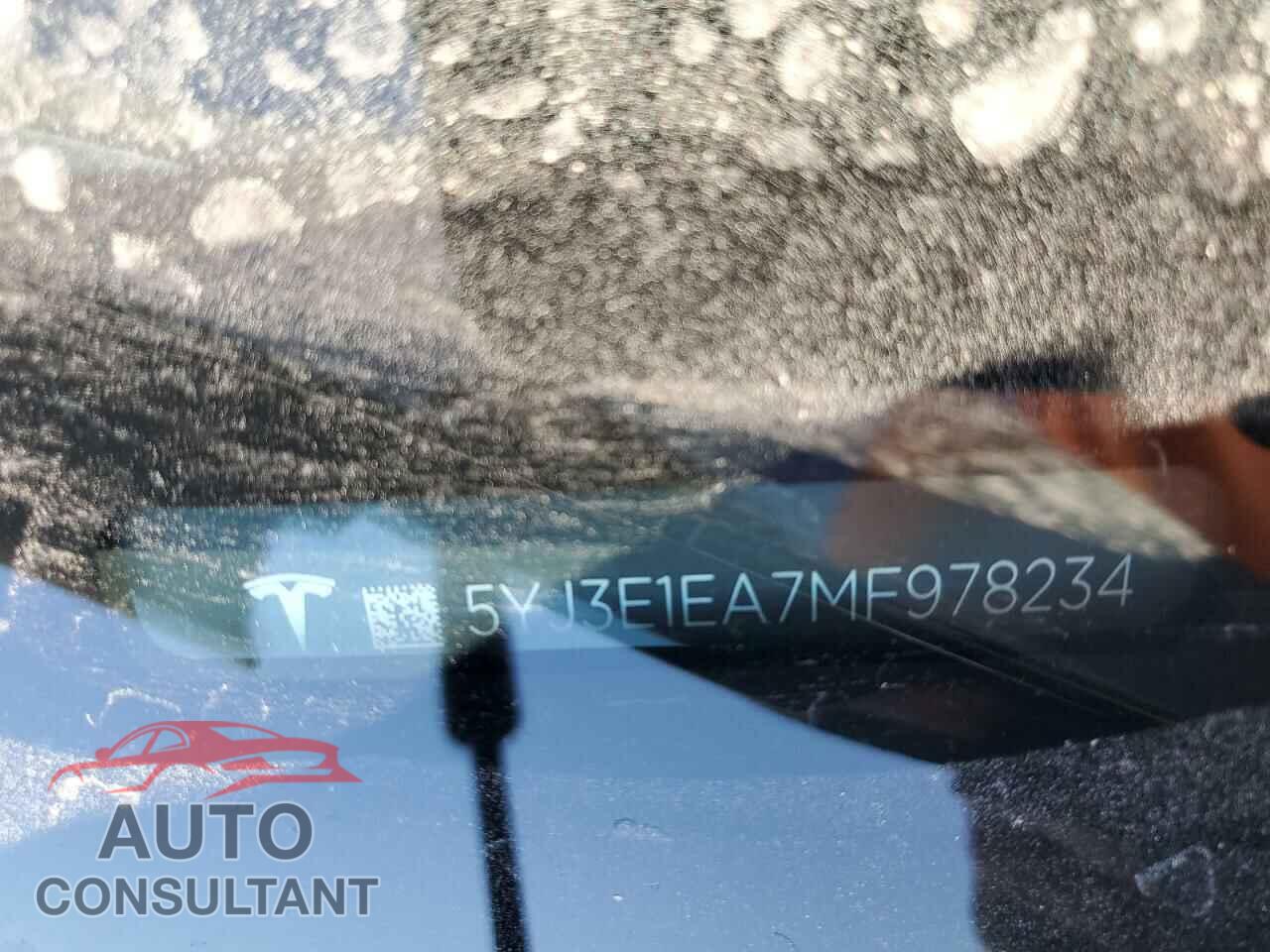TESLA MODEL 3 2021 - 5YJ3E1EA7MF978234