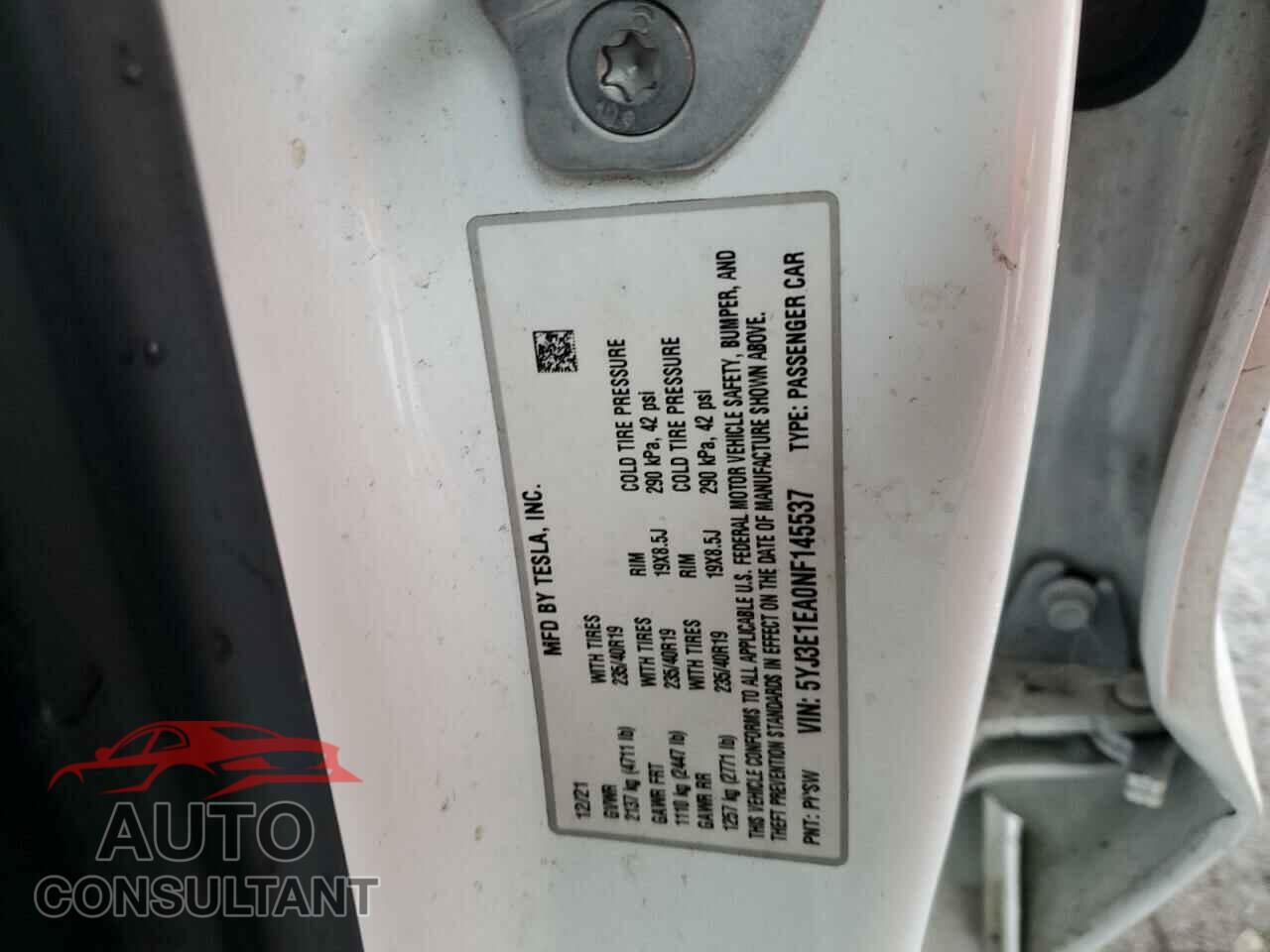 TESLA MODEL 3 2022 - 5YJ3E1EA0NF145537