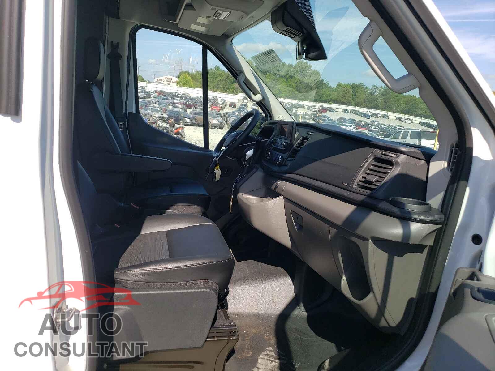FORD TRANSIT CO 2020 - 1FTBR1C82LKB03208