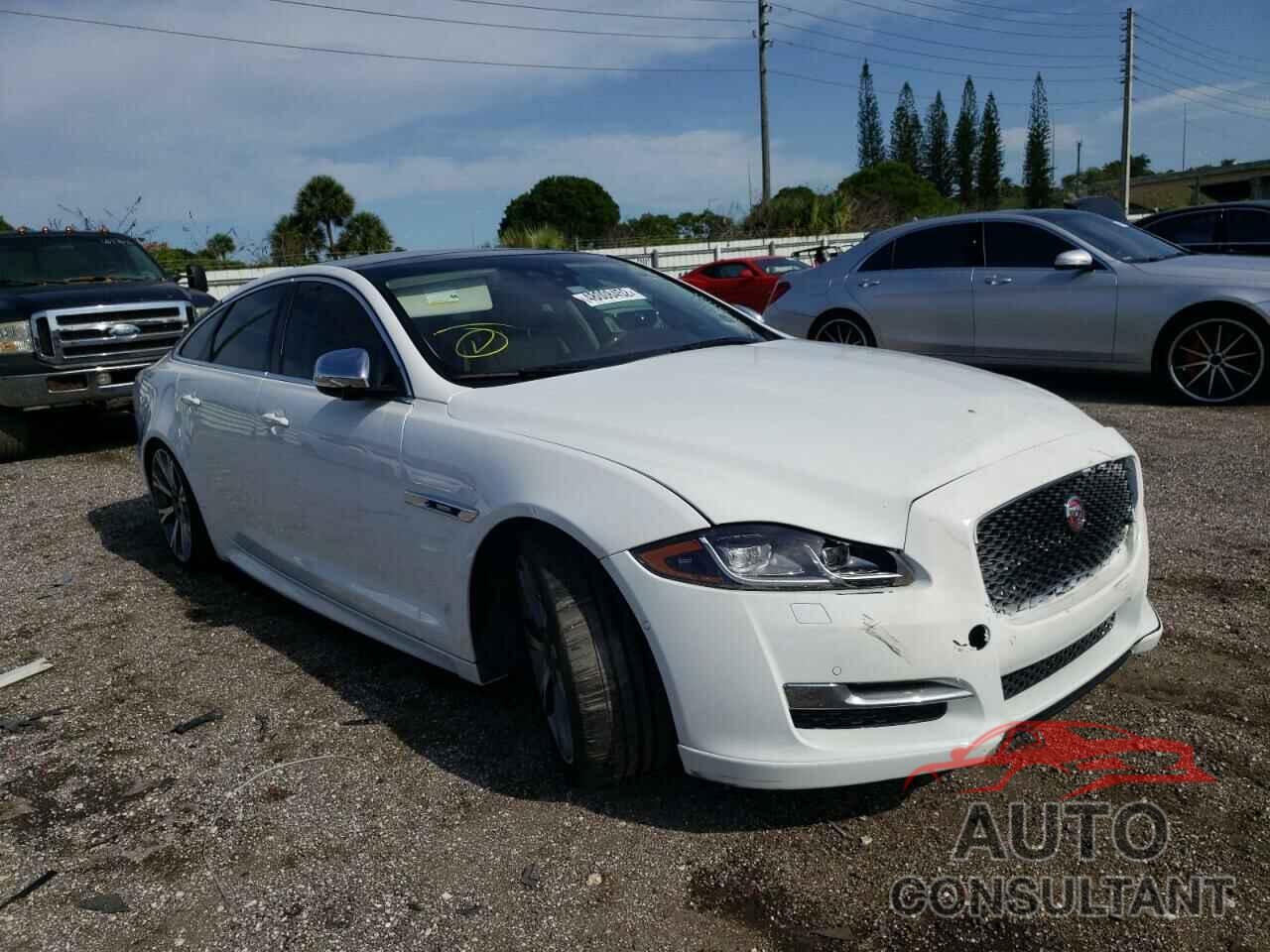 JAGUAR XJ 2018 - SAJWA1C76J8W13458