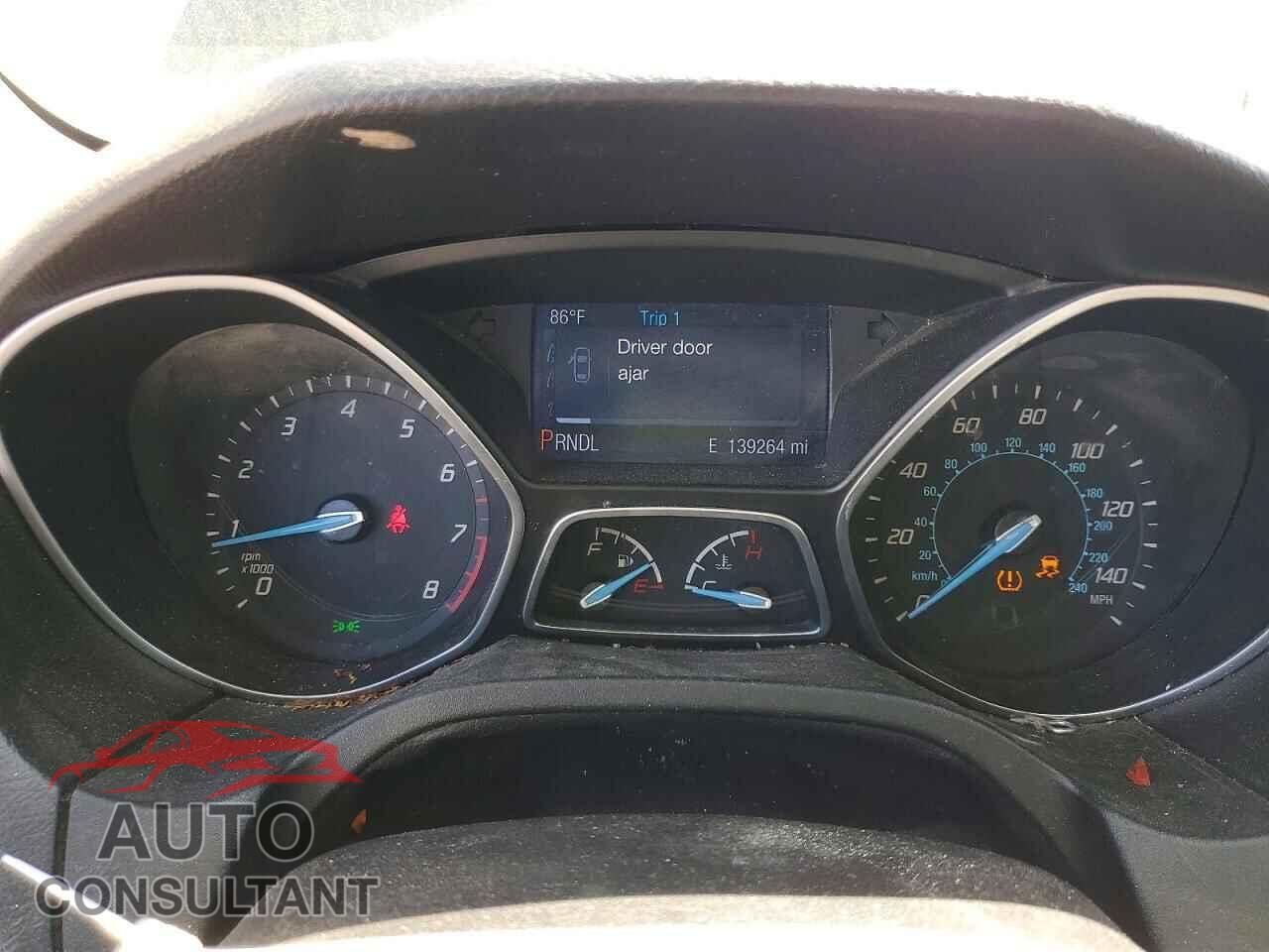 FORD FOCUS 2014 - 1FADP3F21EL260104
