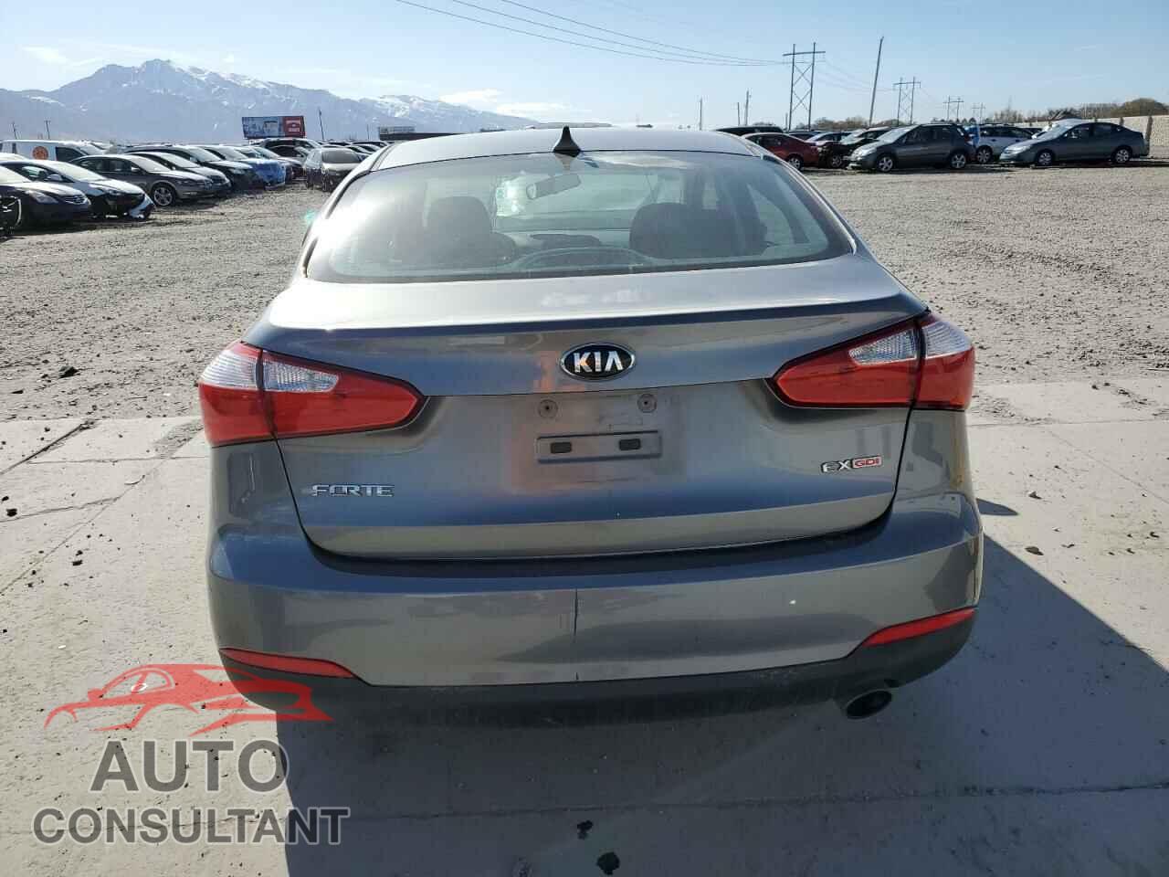 KIA FORTE 2015 - KNAFX4A80F5360752