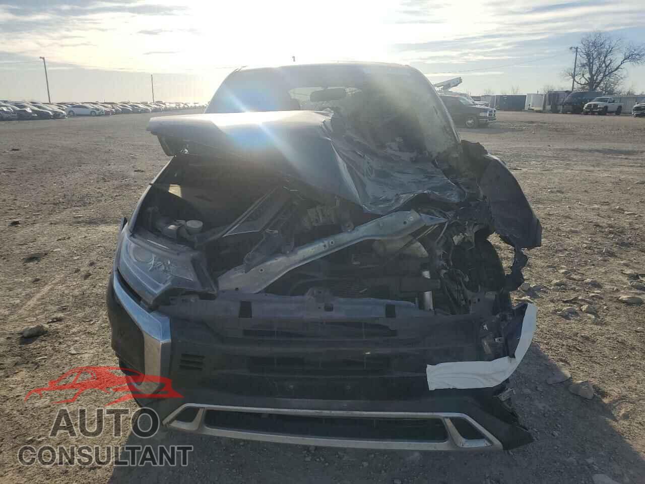 MITSUBISHI OUTLANDER 2019 - JA4AD3A38KZ007760