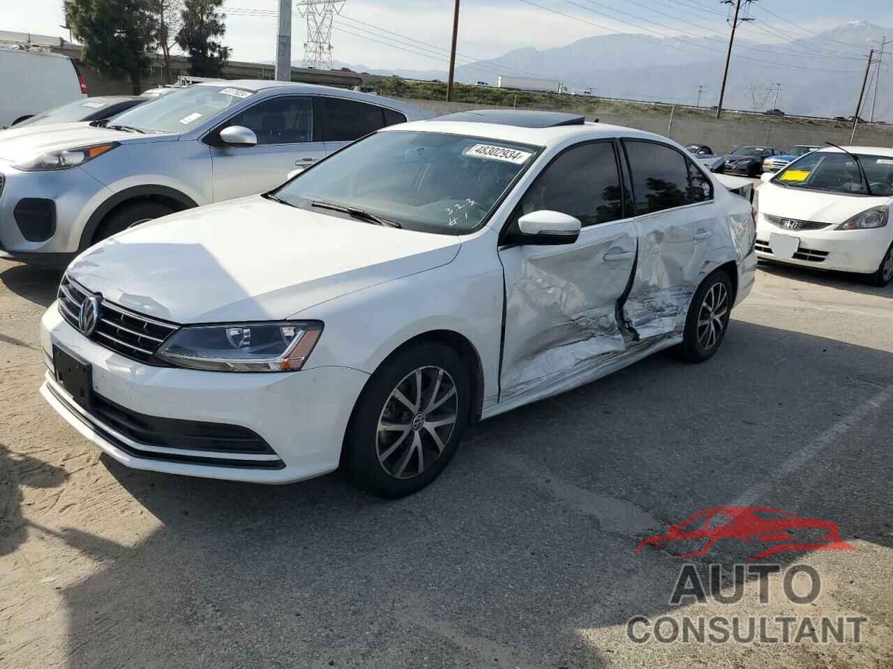 VOLKSWAGEN JETTA 2018 - 3VWDB7AJ9JM218445