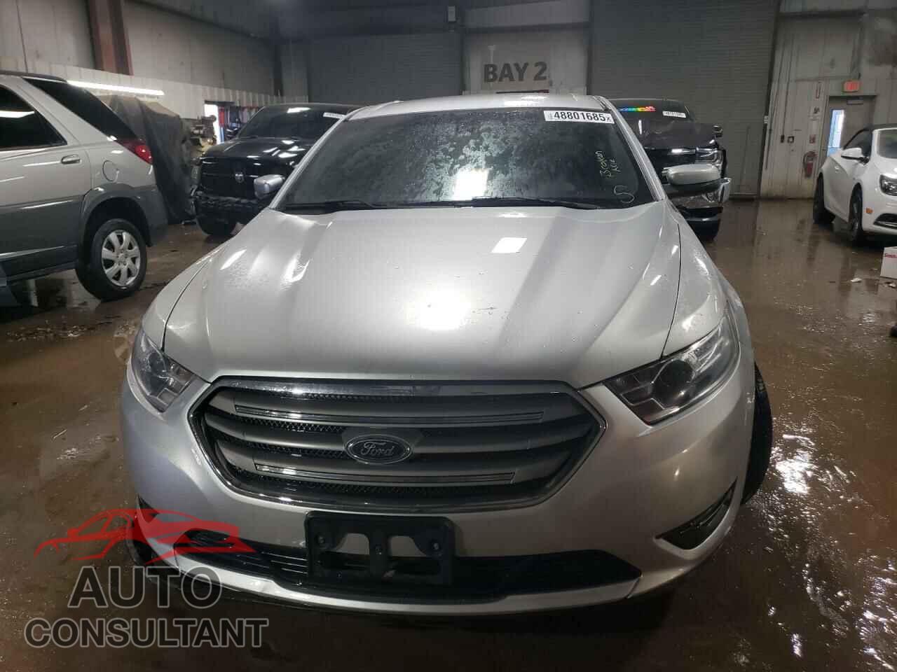 FORD TAURUS 2017 - 1FAHP2E87HG138944