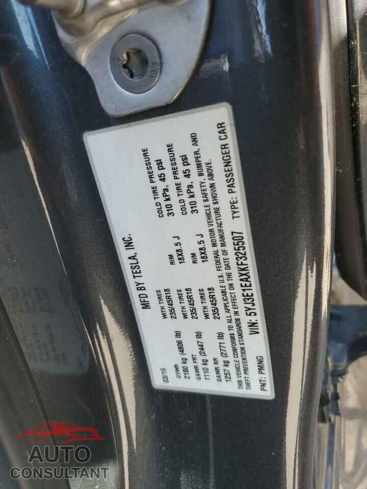 TESLA MODEL 3 2019 - 5YJ3E1EAXKF325507